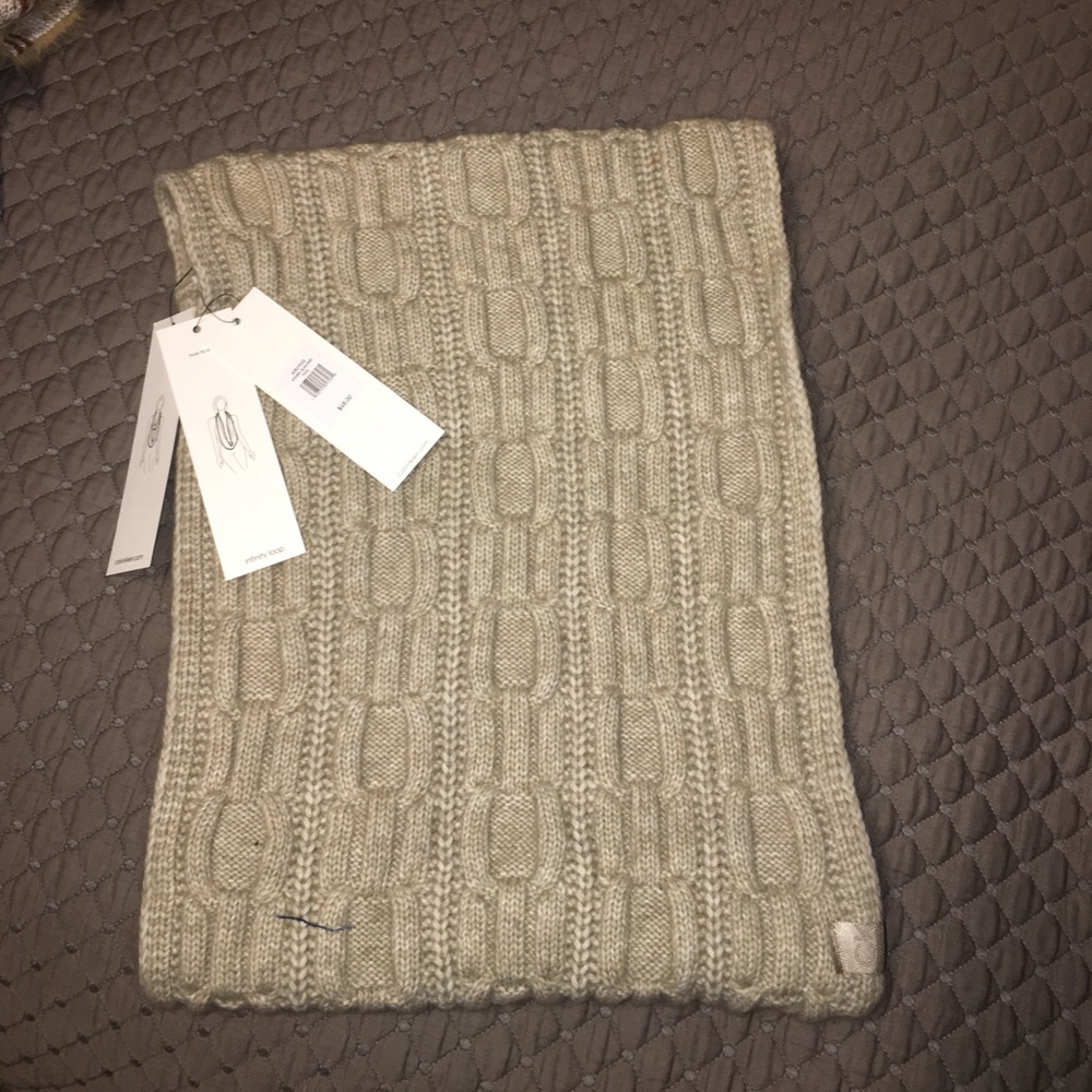 CALVIN KLEIN CK INFINITY Loop Scarf A2KI7033 Almond (ONE SIZE) NWT MSRP $68